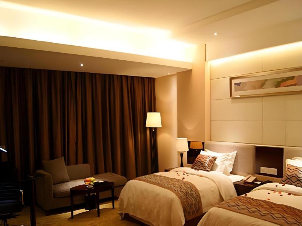 Fortune Hotel Longyan Buitenkant foto